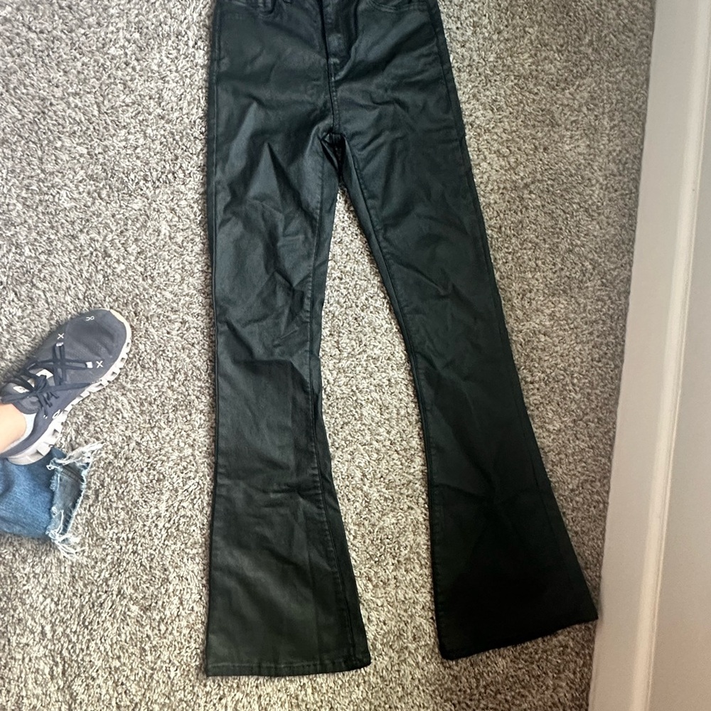 Black Flared Women's Jeans